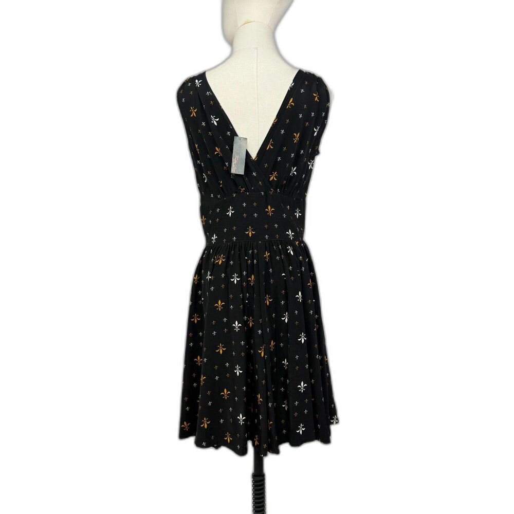 Trashy Diva by Candice Gwinn | NWT | Deep Cut V-Neck Mini Fit n Flare | Sz 8 - Picture 2 of 7